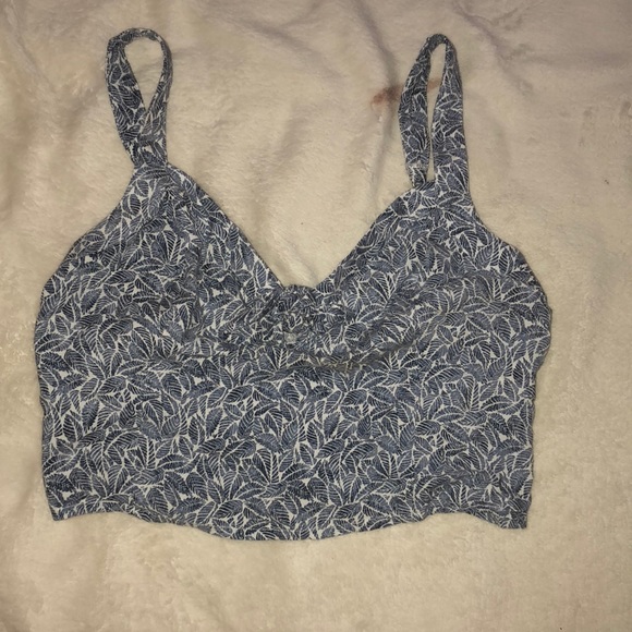 Hollister Crop Top - Picture 1 of 3